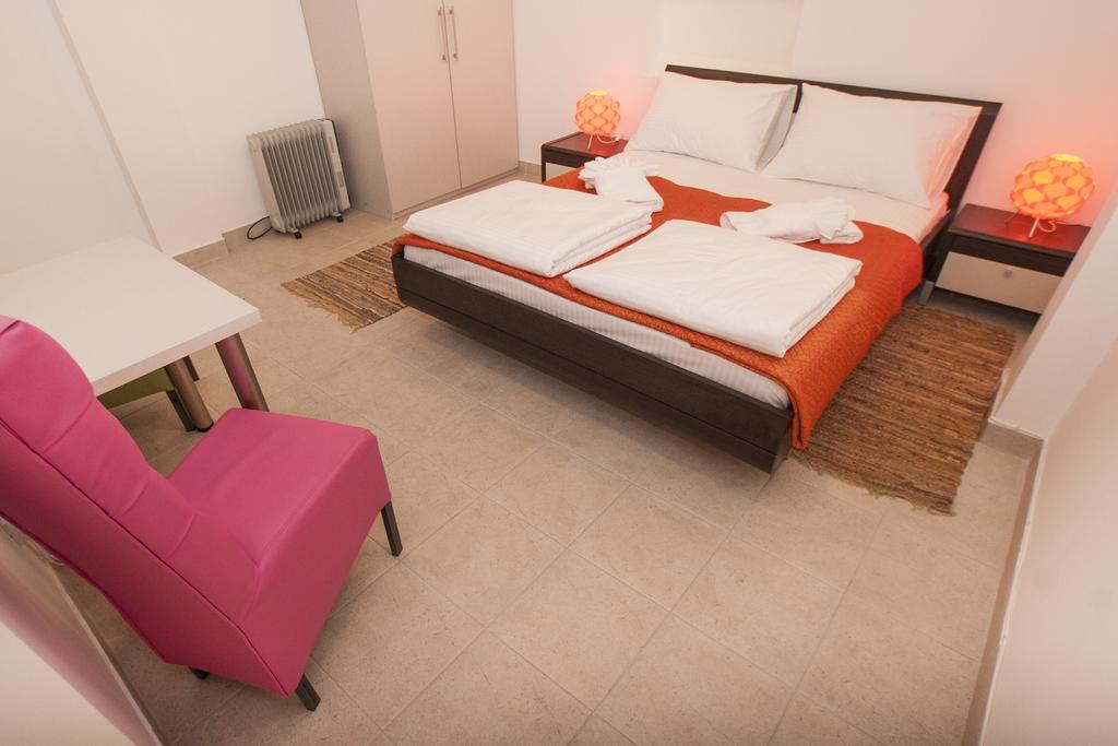 Atelier 1 Apartment Belgrad Zimmer foto